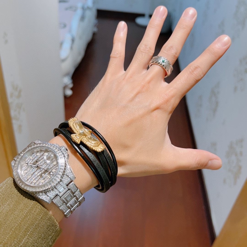 Gvc*1 bracelets